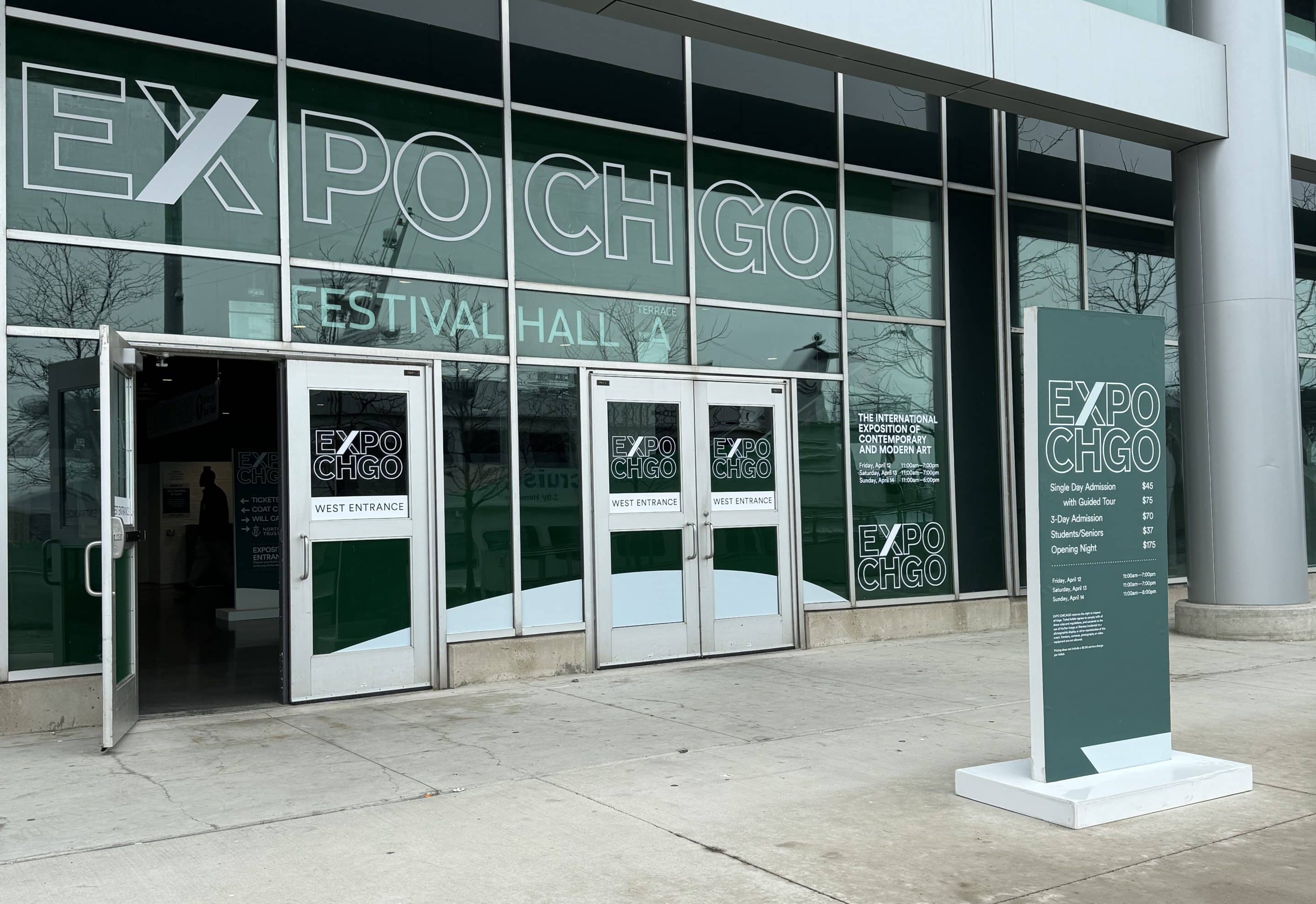 EXPO CHICAGO entrance at Navy Pier